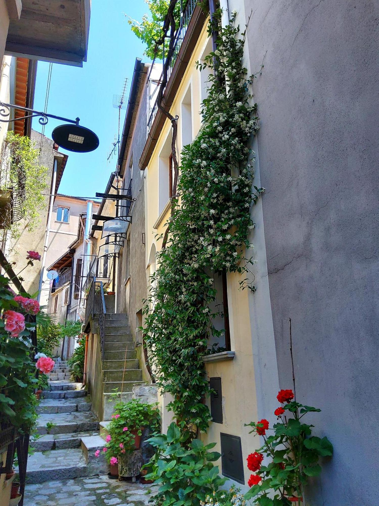 Il Borgo Ospitale - Albergo Diffuso Rotonda Exterior foto